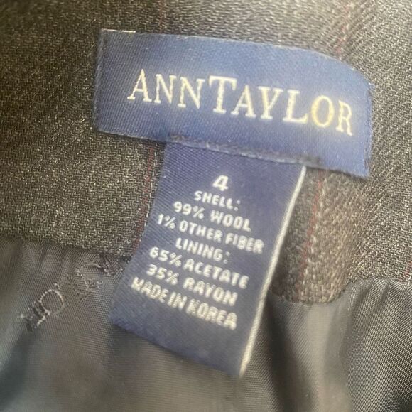 Ann Taylor Plaid 2 Button Slit Pocket Gray Blazer Jacket Size 4 Wool Blend, S23 - Picture 6 of 9